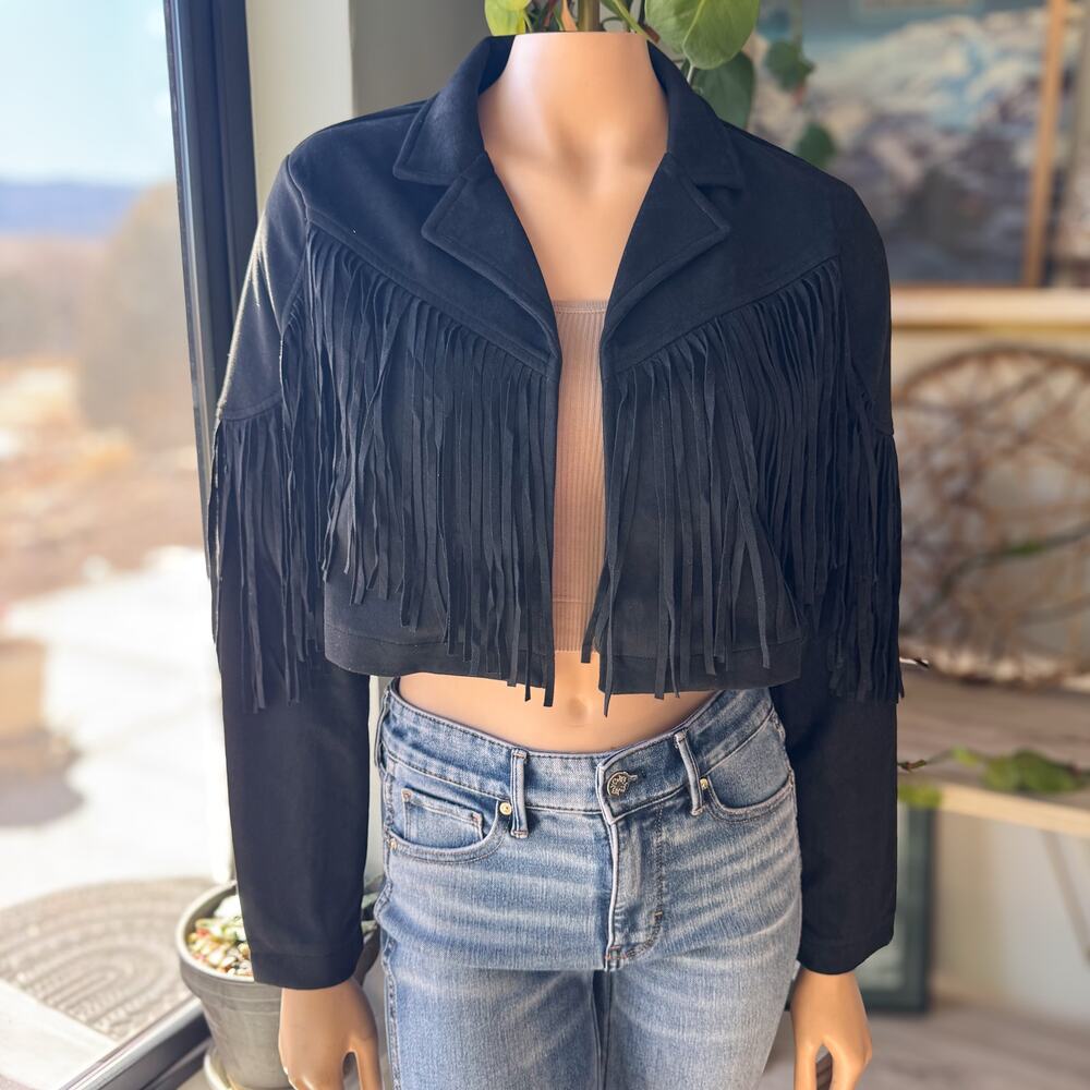 NWT Francesca's Black Fringe Faux Suede Collared Cropped Jacket Western, Medium - Picture 3 of 12